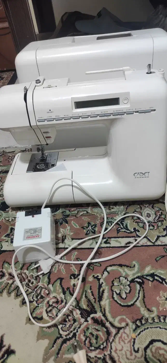 چرخ ژانومه کادت|چرخ خیاطی و ریسندگی|دماوند, گیلاوند|دیوار