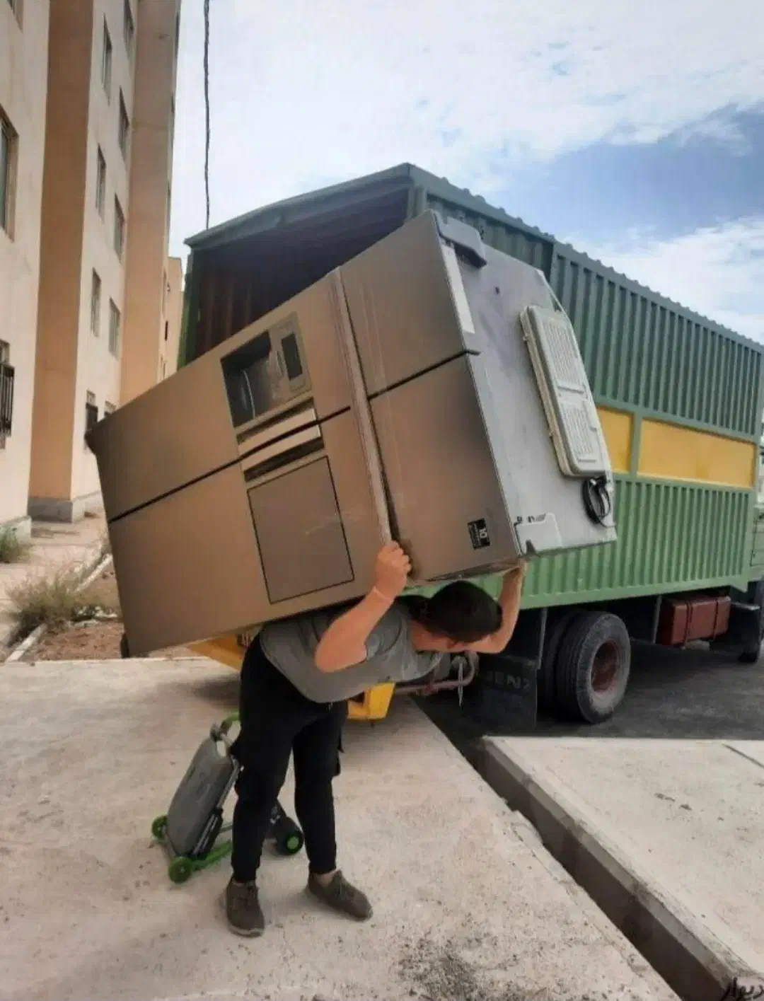 باربری  اسباب کشی اثاثیه منزل کارگر وانت تلفنی|خدمات حمل و نقل|اصفهان, مفتح|دیوار