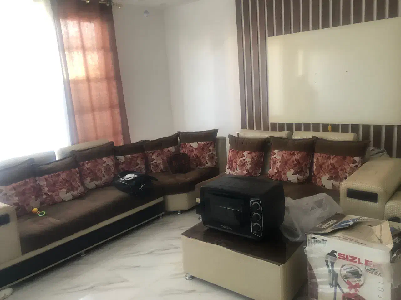 فروش فوری|مبلمان خانگی و میز عسلی|شیراز, قلات|دیوار