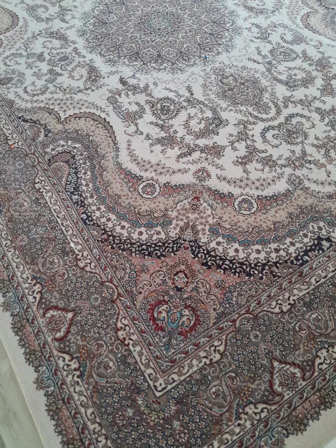 دوتخته فرش ۹ متری  یکدست|فرش|قیدار, |دیوار