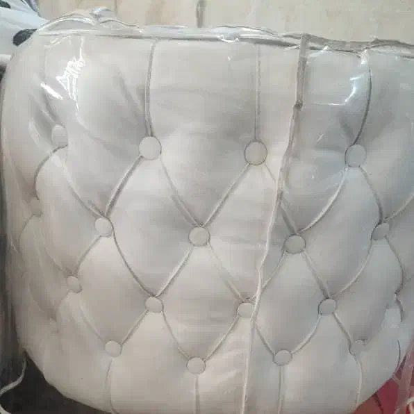 فروش فوری تعدادی صندلی و میز کار بدلیل کمبود فضا|دفتر کار|شیراز, فضلآباد|دیوار