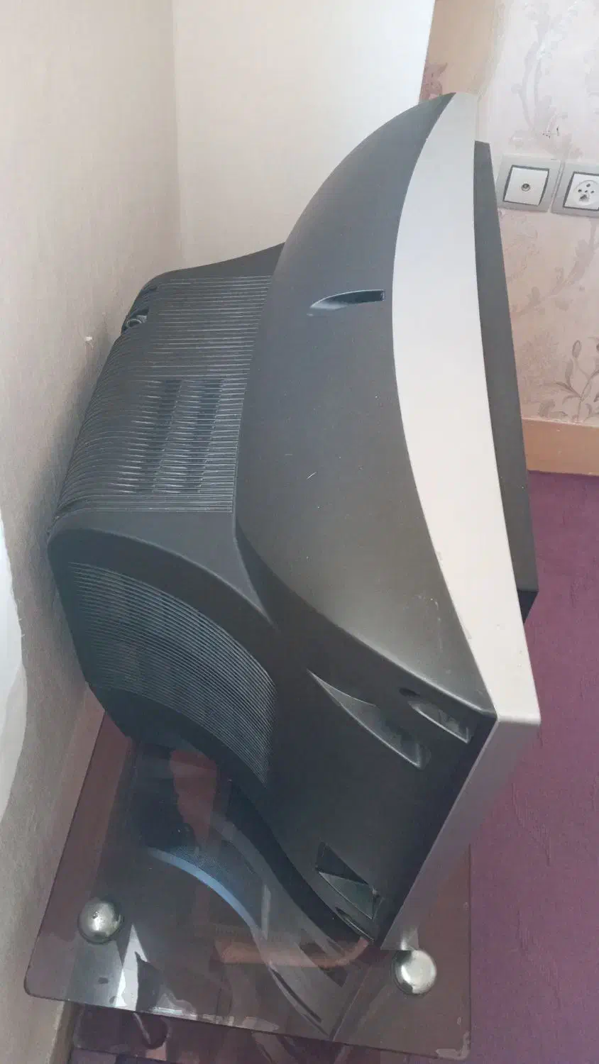 تلویزیون ۲۱ اینچ سالم|تلویزیون و پروژکتور|زنجان, |دیوار