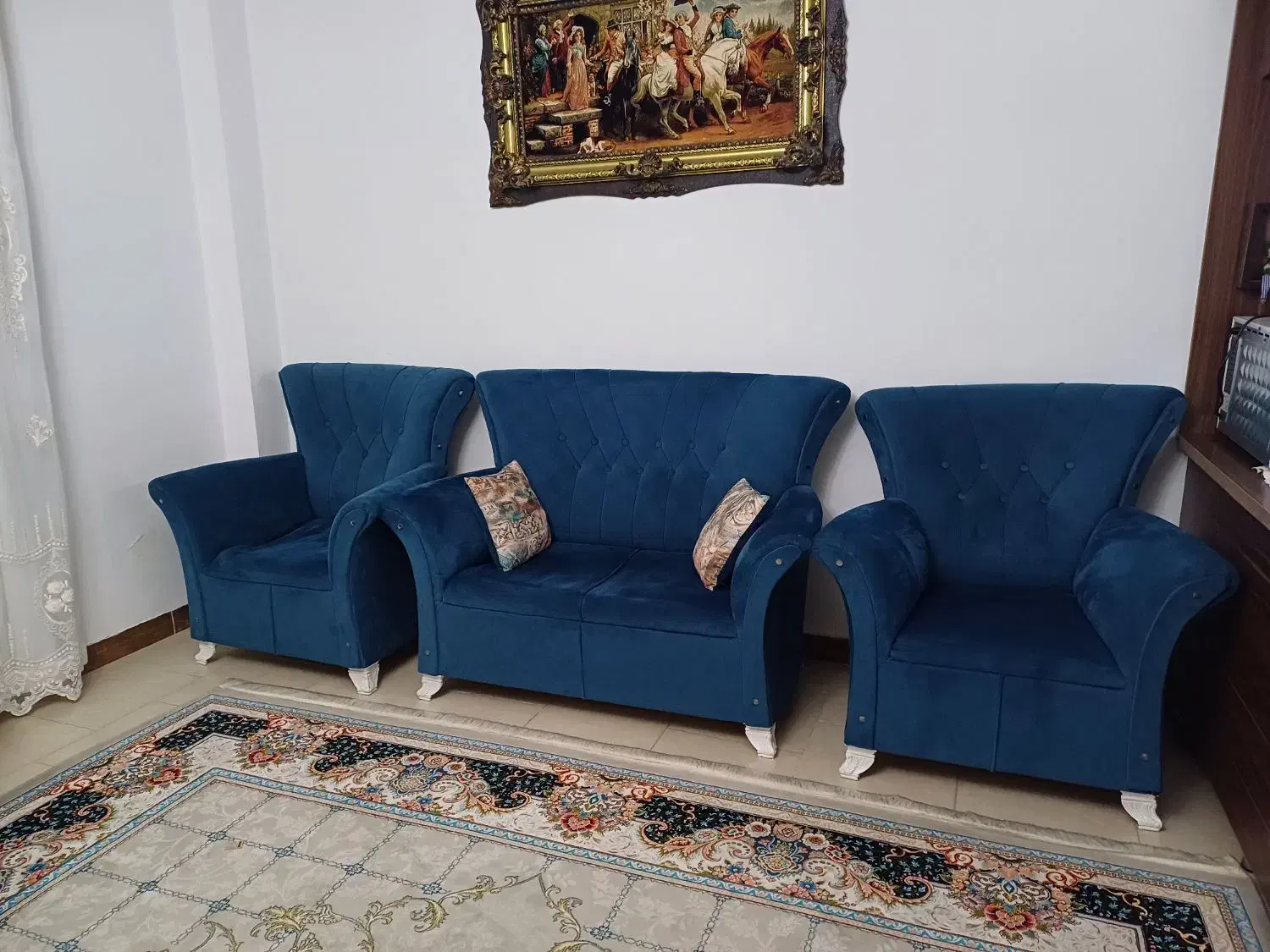 مبل راحتی|مبلمان خانگی و میز عسلی|رشت, پل تالشان|دیوار