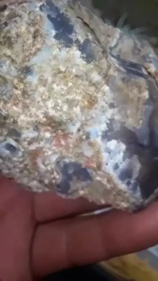 فروش  یک قطعه سنگ عقیق تراش نخورده  زیبا|کلکسیون اشیاء عتیقه|واجارگاه, |دیوار