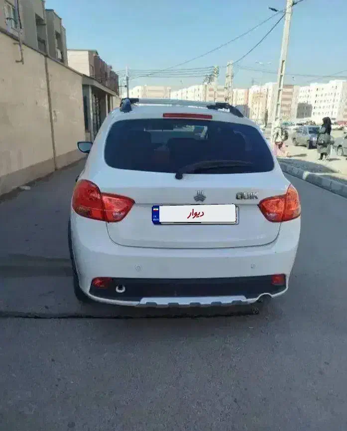 کوئیک سفید|خودرو سواری و وانت|محمدیه-قزوین, |دیوار