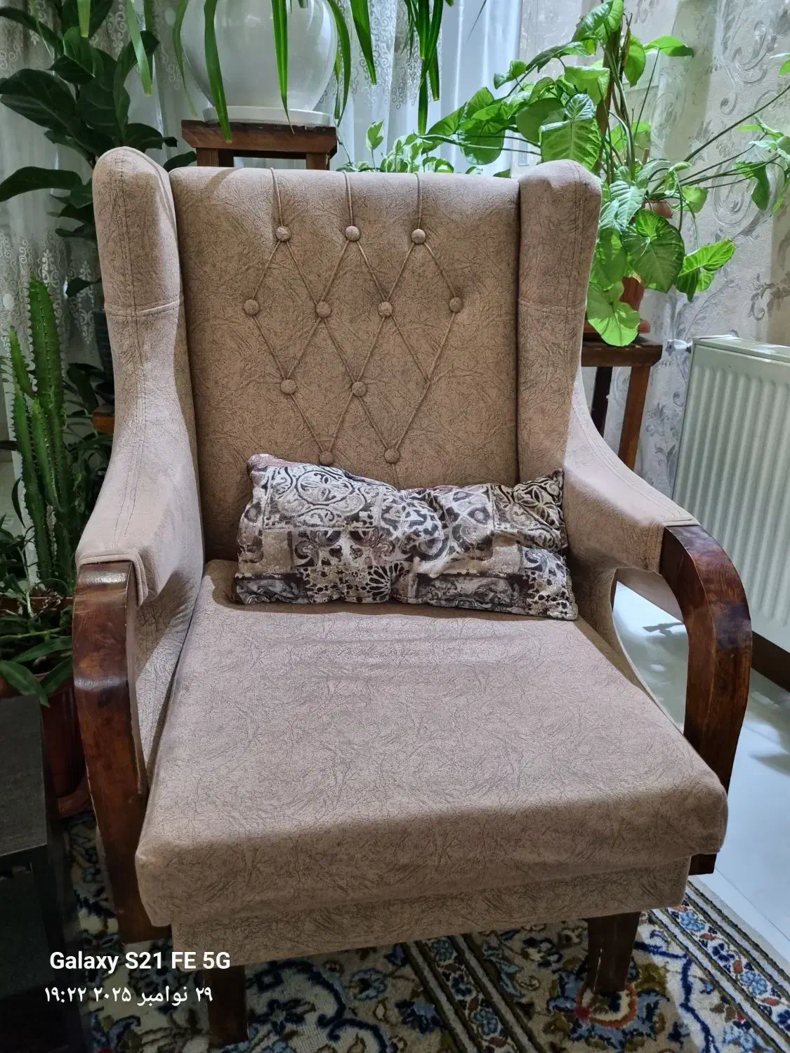 مبل راحتی|مبلمان خانگی و میز عسلی|اصفهان, سرچشمه|دیوار