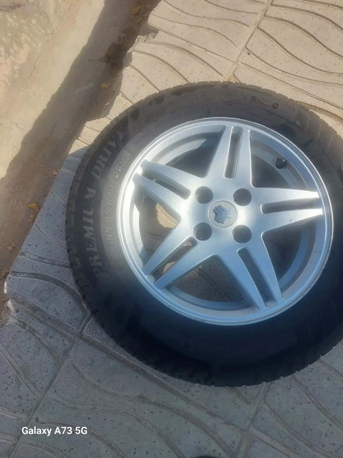 فروش رینگ اسپرت و لاستیک زیر صفری ۲۰۲۵ تیبا کوئیک|قطعات یدکی و لوازم جانبی|صدرا-فارس, فاز ۱|دیوار