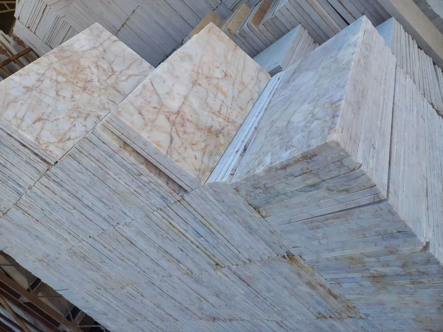 سنگ چینی کلاته قدم گرانیت مروارید مشهدتراورتن نما|مصالح و تجهیزات ساختمان|مشهد, طرق|دیوار