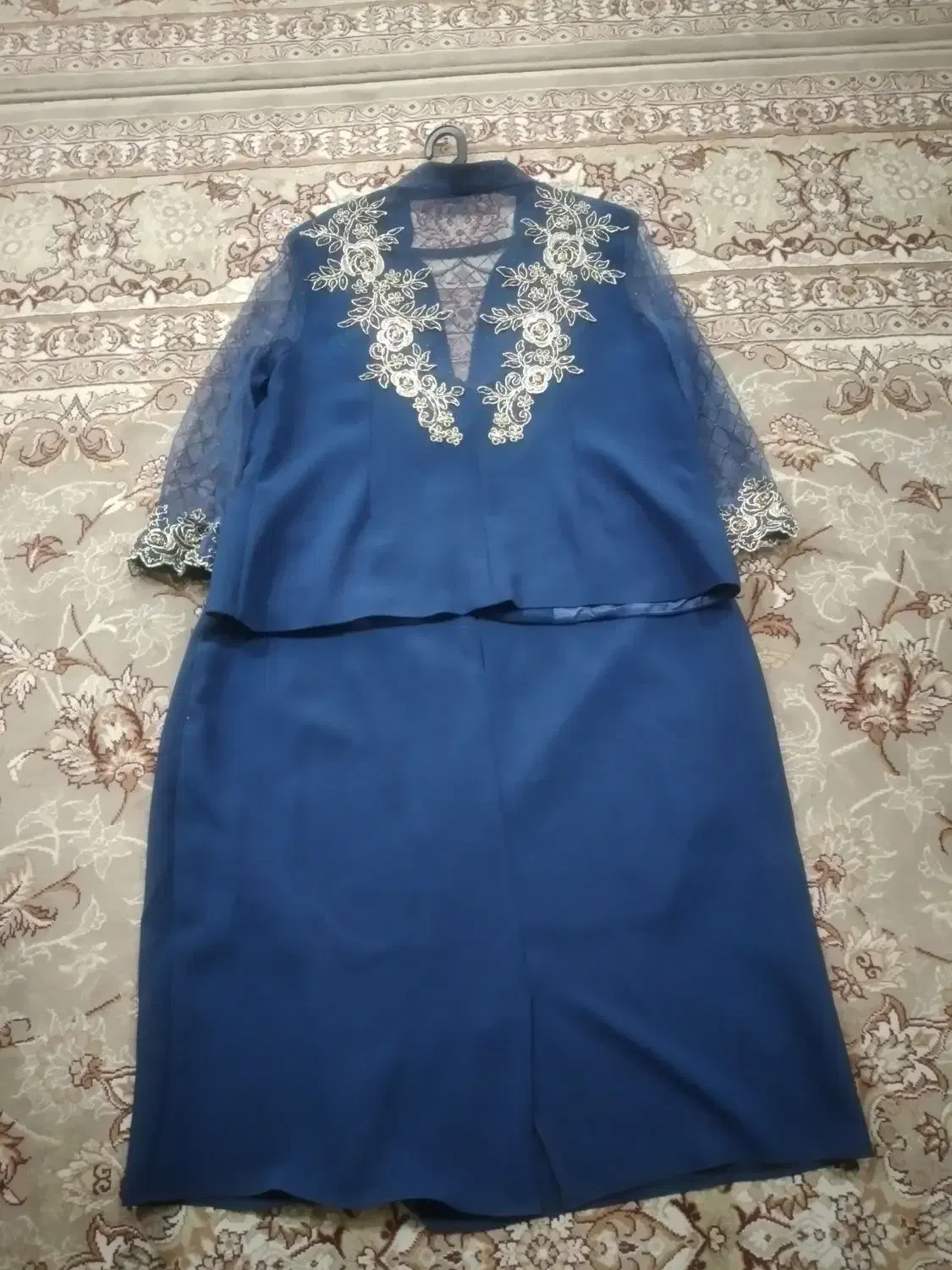 لباس مجلسی|لباس|پاکدشت, حصار امیر|دیوار