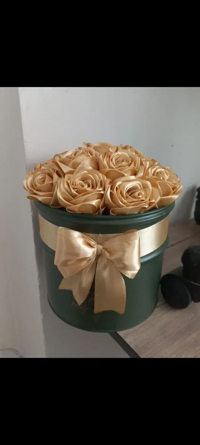 سفارش انواع گل روبانی|گل مصنوعی|جوانرود, |دیوار