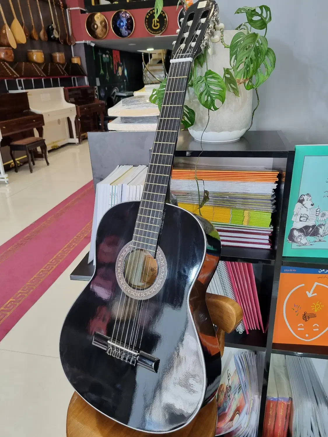 فروش انواع گیتارهای اقتصادی و آموزشی دیاموند|گیتار، بیس، امپلیفایر|اردبیل, |دیوار