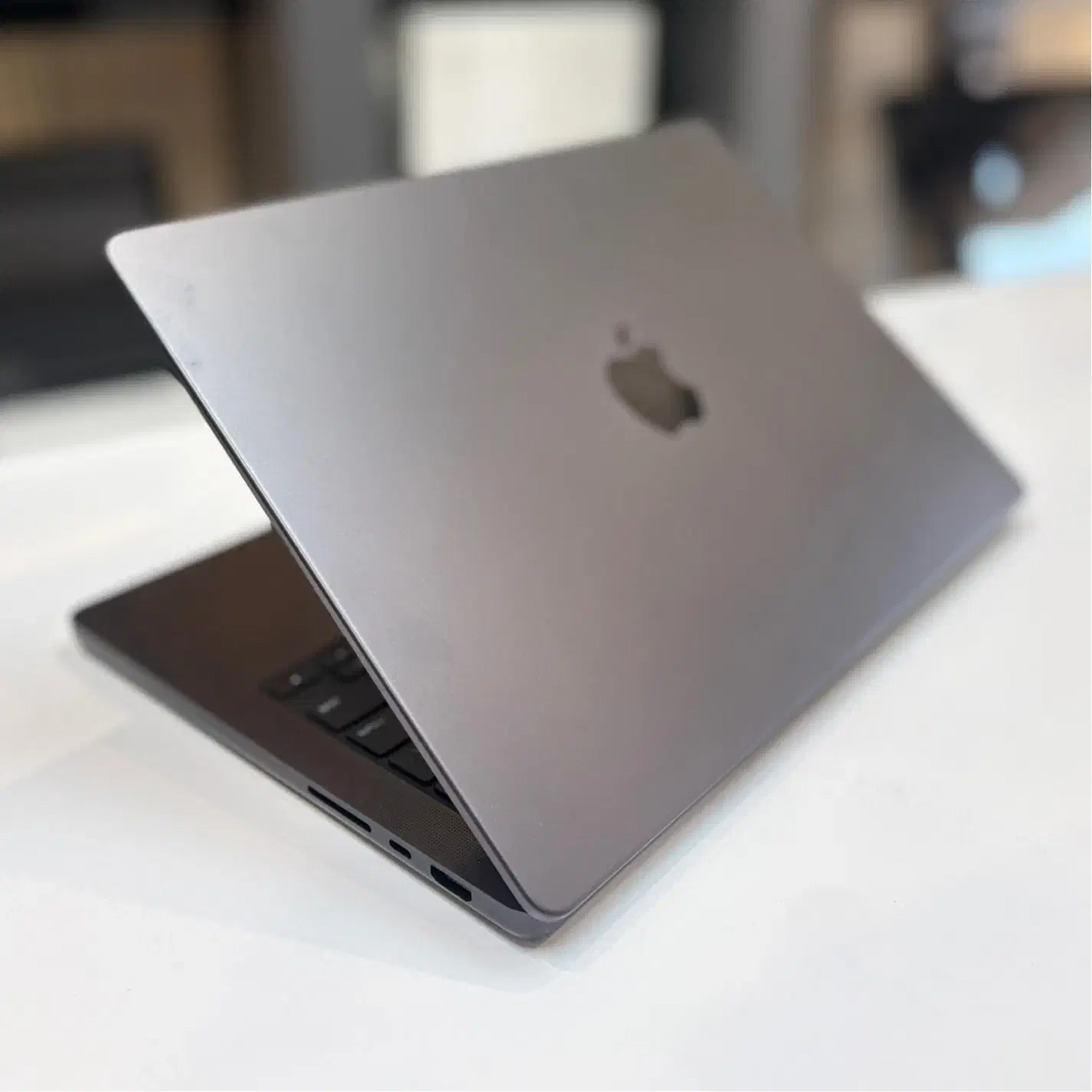 اپن باکس/M4pro/14inch/2025|رایانه همراه|یزد, |دیوار