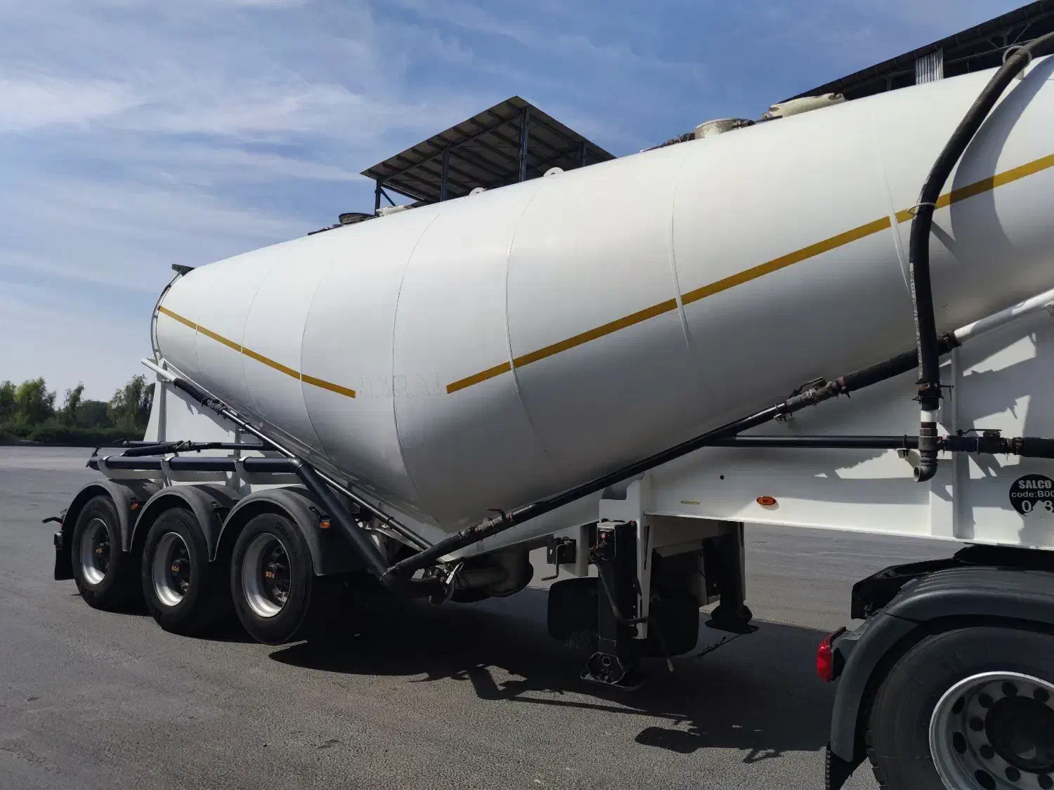 فروش یک دستگاه بونکر سیمان مارال|خودرو سنگین|لامرد, |دیوار