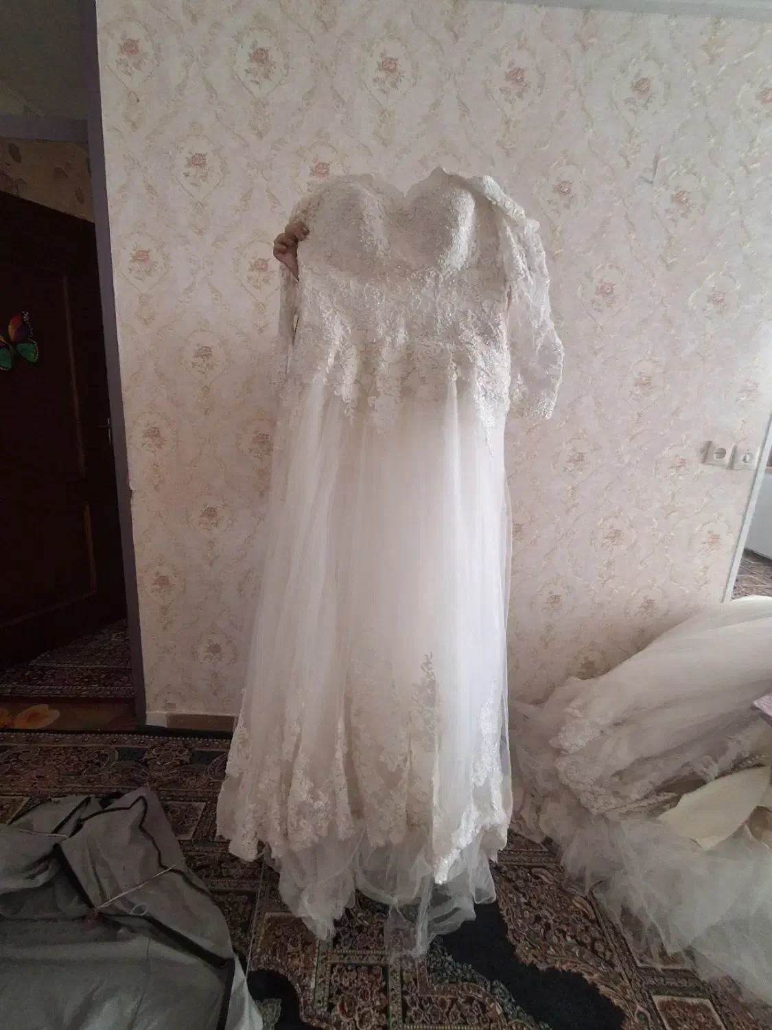 لباس عروس|لباس|فرخشهر, |دیوار