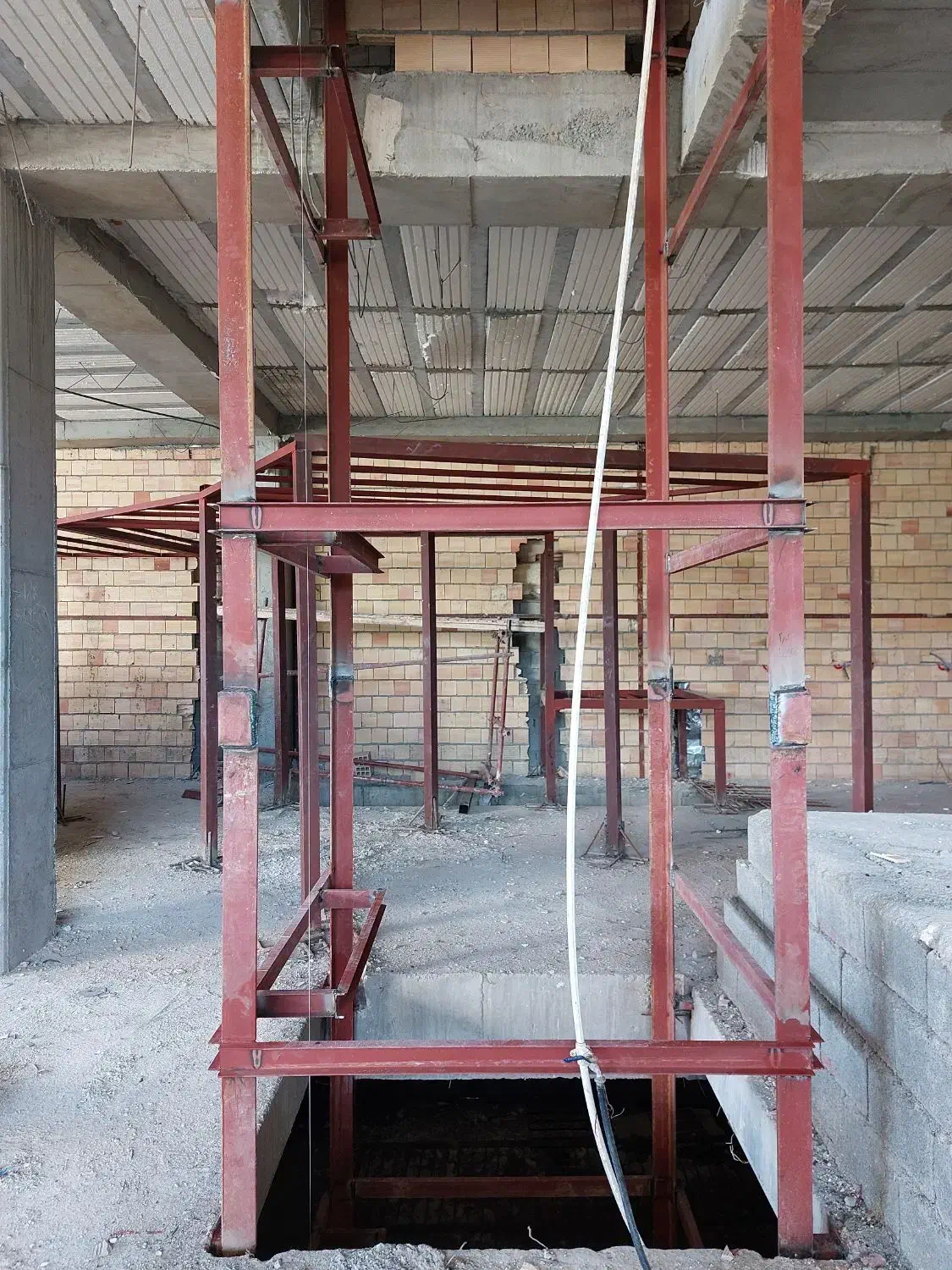 شاسی کشی اسانسور (اهن کشی اسانسور )|خدمات پیشه و مهارت|ایلام, |دیوار