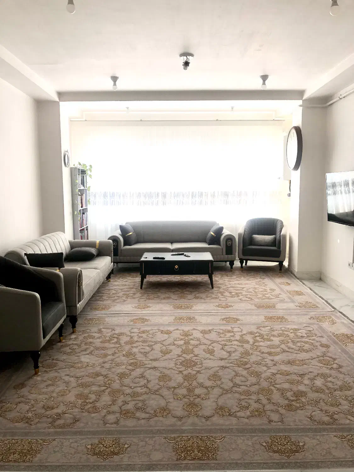 فرش ۱۲۰۰ شانه ۳۶۰۰ تراکم|فرش|سقز, |دیوار