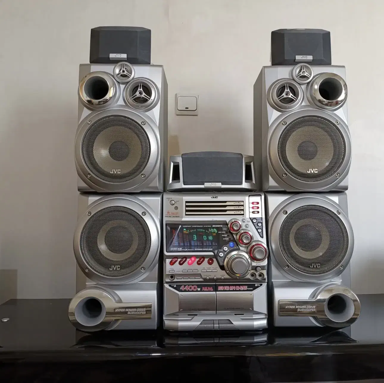 ضبط ۴۴۰۰وات جی وی سی بلوتوثی ۷کانال|سیستم صوتی خانگی|گرگان, |دیوار