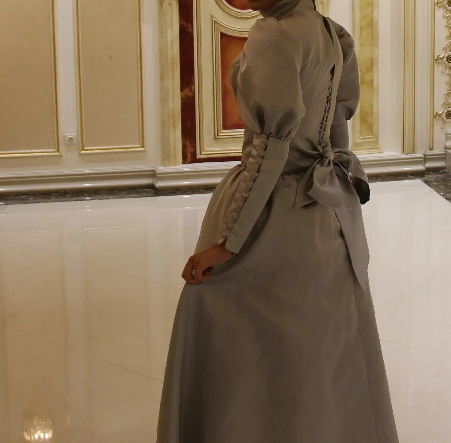 لباس مجلسی|لباس|ورامین, شهرک فجر|دیوار