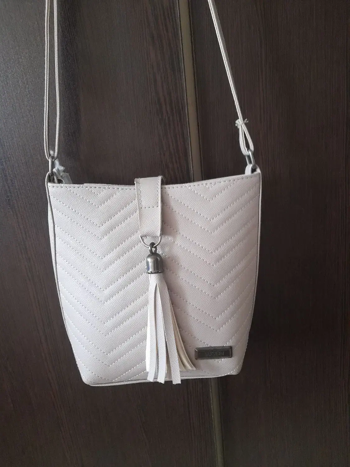 کیف نونو|کیف، کفش، کمربند|اراک, |دیوار