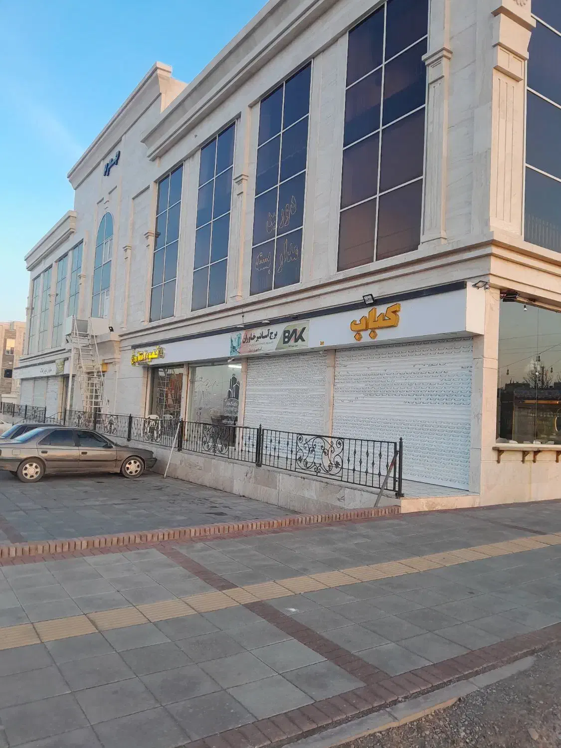 رهن و اجاره تجاری مجتمع جم|اجارهٔ مغازه و غرفه|گلبهار, شهر جدید گلبهار|دیوار