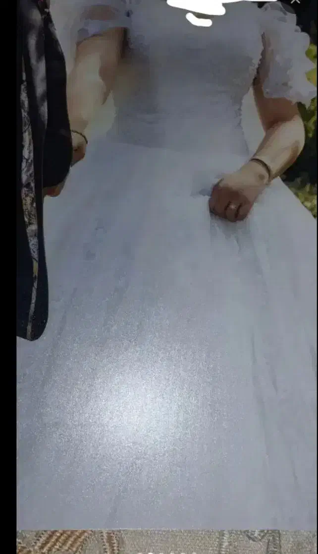 لباس عروس در حد نو|لباس|بومهن, |دیوار