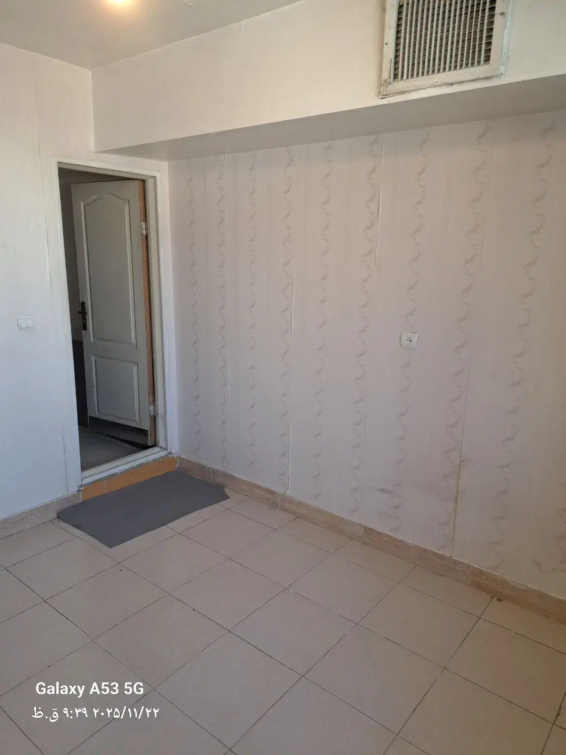 اجاره آپارتمان ۷۰ متری ۱ خواب واقع در مهران شمالی