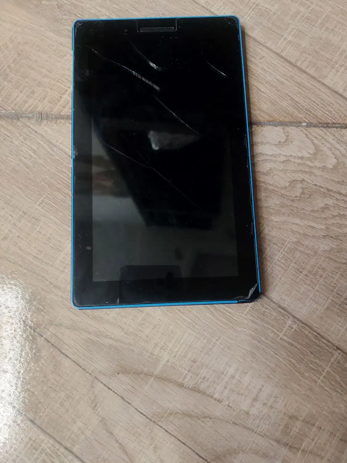 تبلت لنوو|تبلت|تبریز, |دیوار