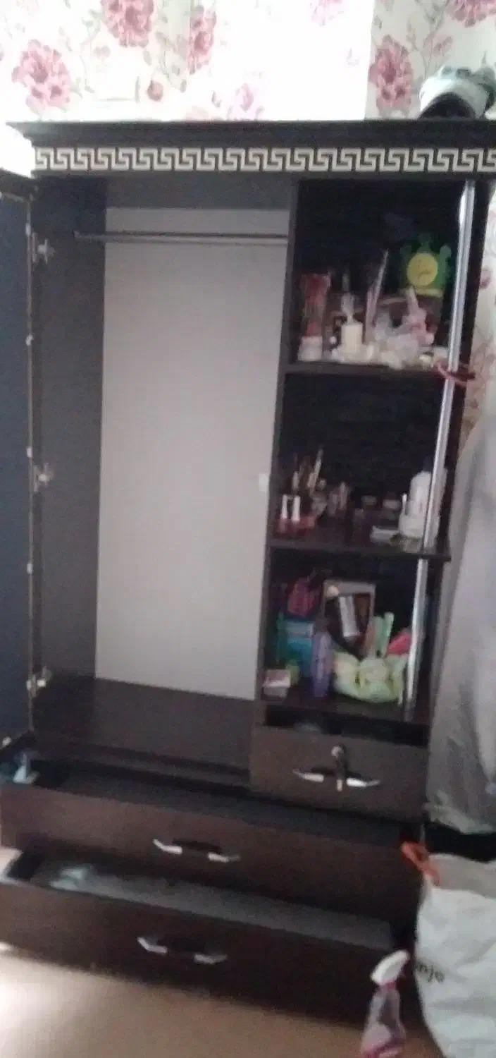 کمد آرایشی دراور لباس وهمراه با شب خواب|جاکفشی، کمد، دراور|بجنورد, |دیوار