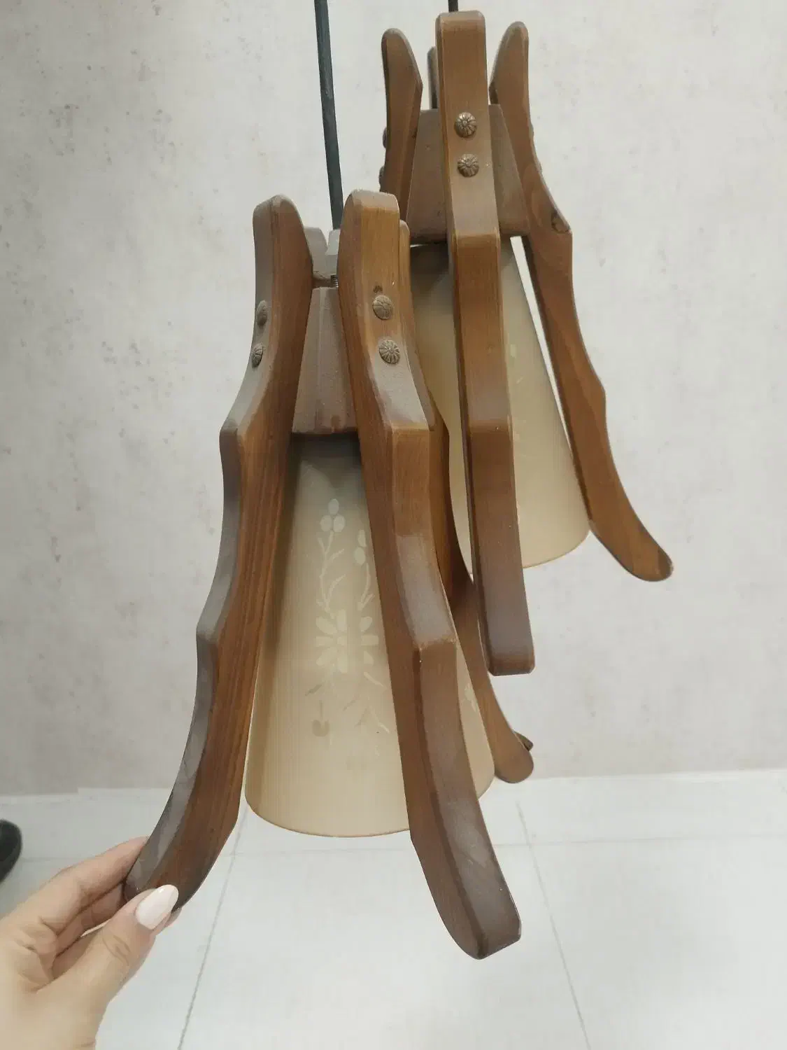 لوستر چوبی  برند کار دست|لوستر و چراغ آویز|اهواز, زیتون کارمندی|دیوار