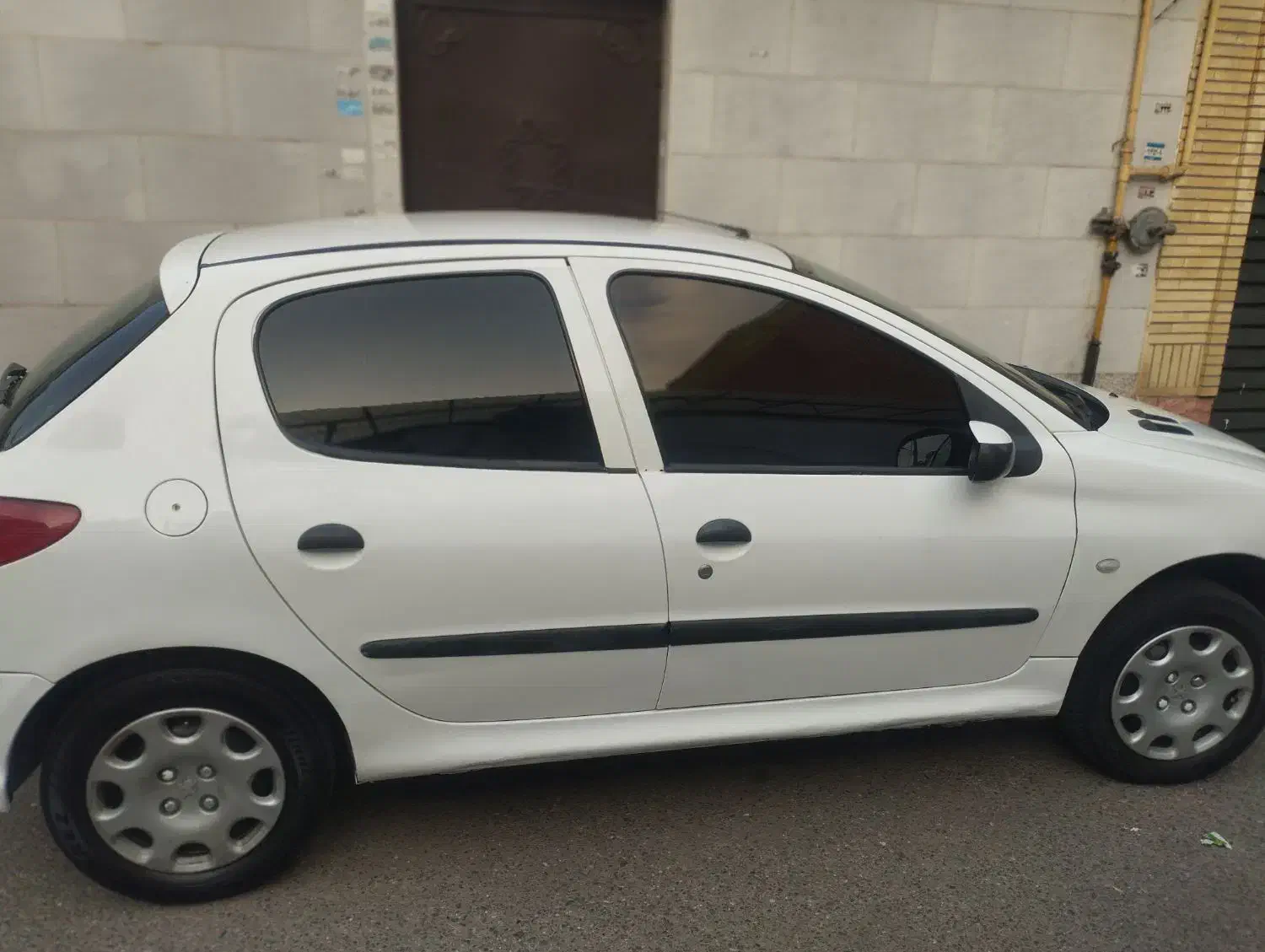 ۲۰۶ مدل ۸۸ سفید|خودرو سواری و وانت|رشت, فلسطین|دیوار