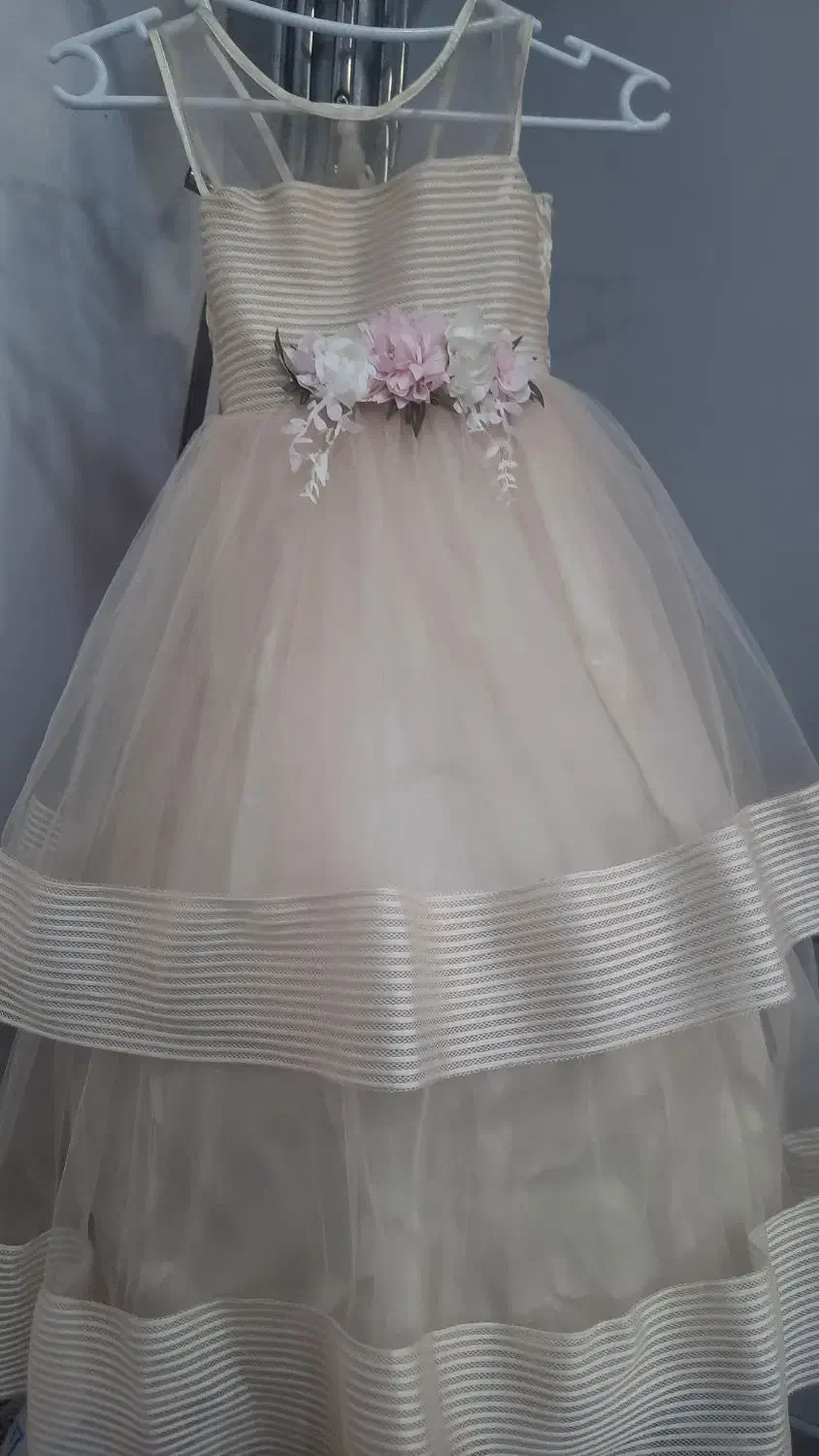 لباس عروس ومجلس بچه گانه|لباس|سیرجان, |دیوار