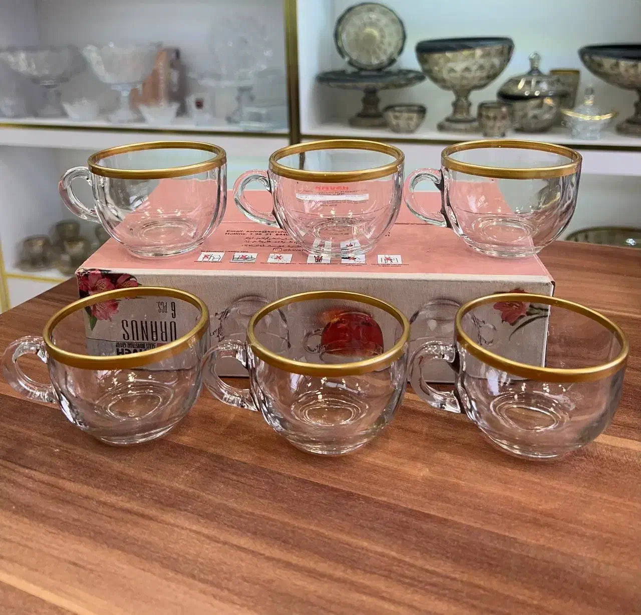 استکان|سرویس روتختی|بروجرد, |دیوار