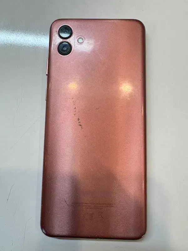 A04 کارکرده حافظه 64 رم 3گیگابایت گارانتی 3 ماهه|موبایل|تهران, فلسطین (میدان انقلاب)|دیوار