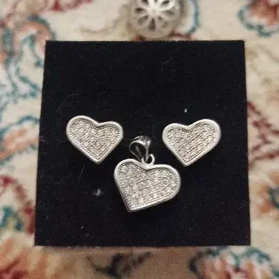 گردنبند و نیم ست و انگشتر نقره|جواهرات|رشت, کوی عرفان|دیوار