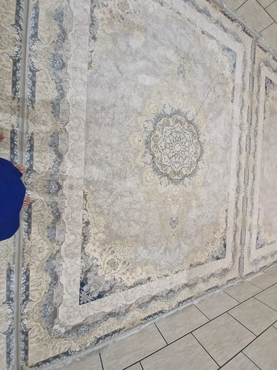 سه فرش 12 متری 1200|فرش|کارون, |دیوار