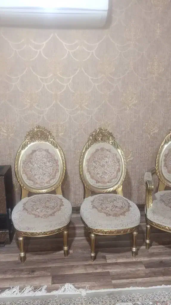 مبل سلطنتی|مبلمان خانگی و میز عسلی|سلمان‌شهر, |دیوار