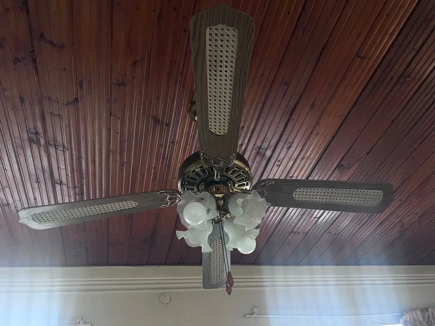 پنکه سقفی در حد ( سنتی )|پنکه و تصفیهکنندهٔ هوا|تنکابن, |دیوار