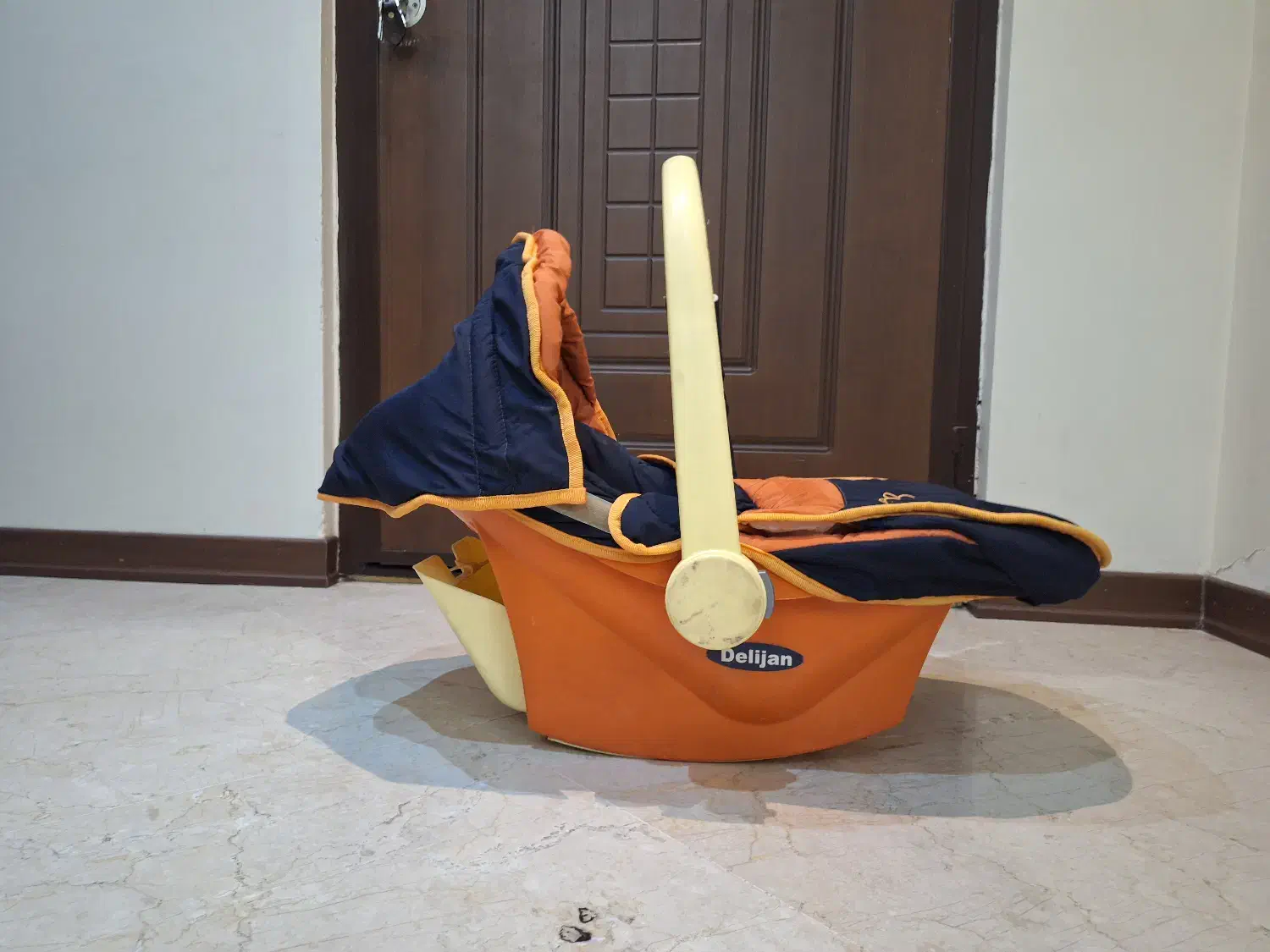 کریر نارنجی چیکو سالم|کالسکه و لوازم جانبی|تهران, حکیمیه|دیوار