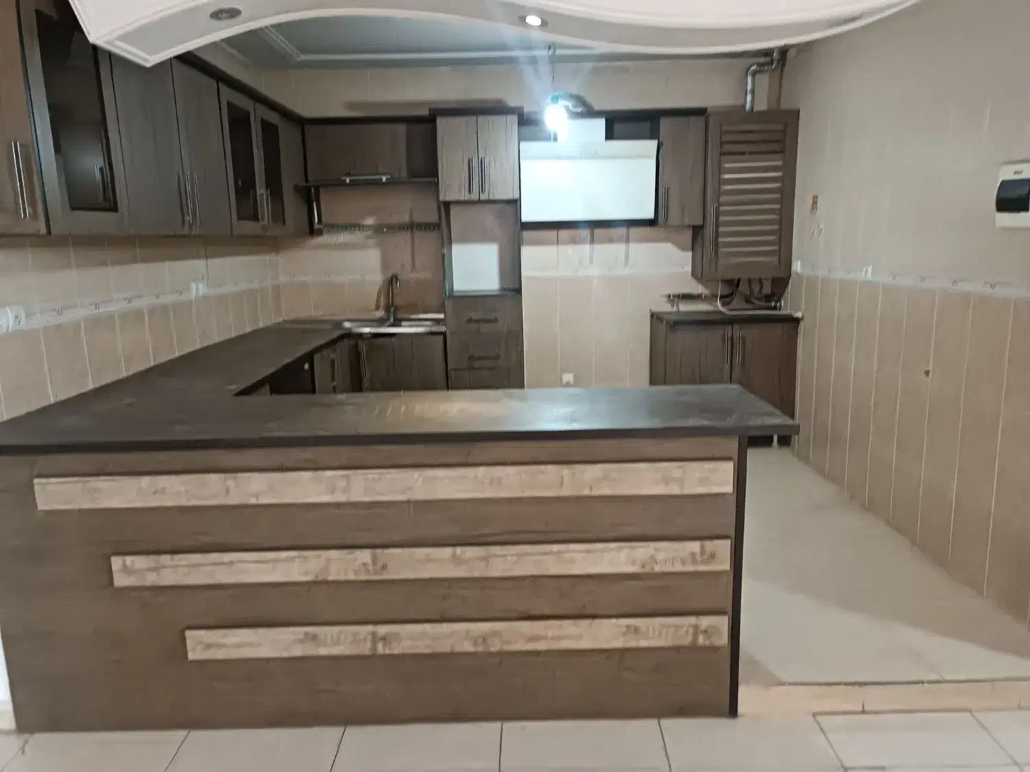 آپارتمان دوخوابه تک واحدی|اجارهٔ آپارتمان|شیراز, دشت چنار|دیوار