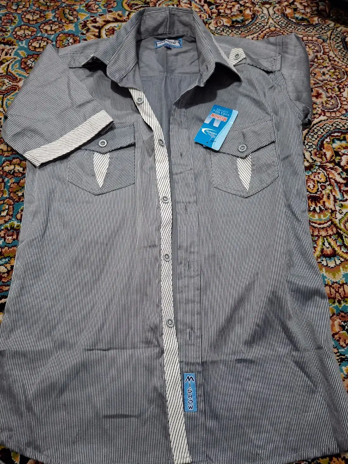 پیراهن پسرانه|لباس|کرج, حصارک بالا|دیوار