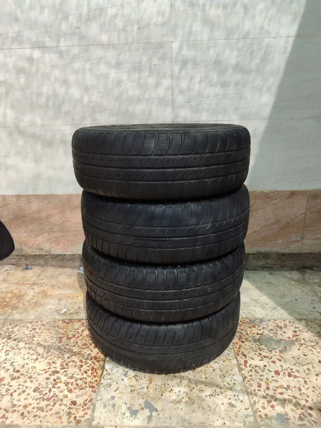 صندلی و لاستیک پراید و چراغ|قطعات یدکی و لوازم جانبی|اهواز, فتح|دیوار