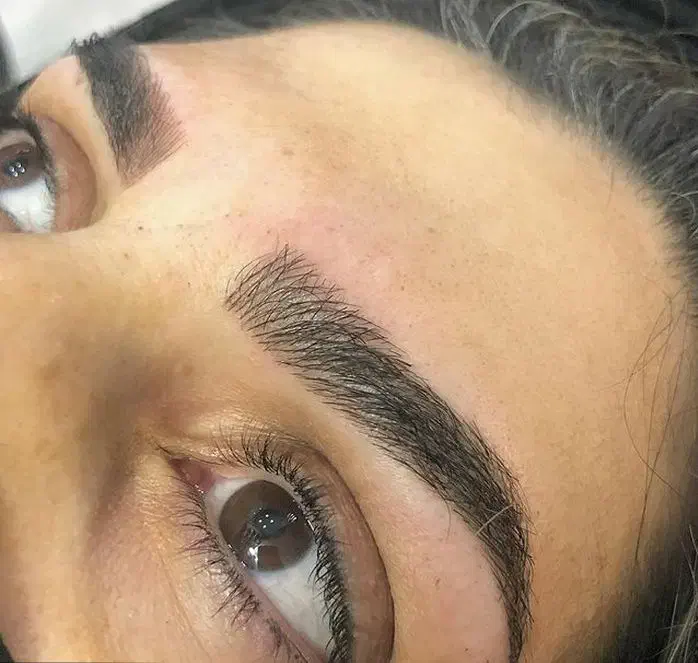 تخفیف ویژه تتو لب چشم میکرو ابرو و مینی‌مال بدن|خدمات آرایشگری و زیبایی|قم, پردیسان|دیوار