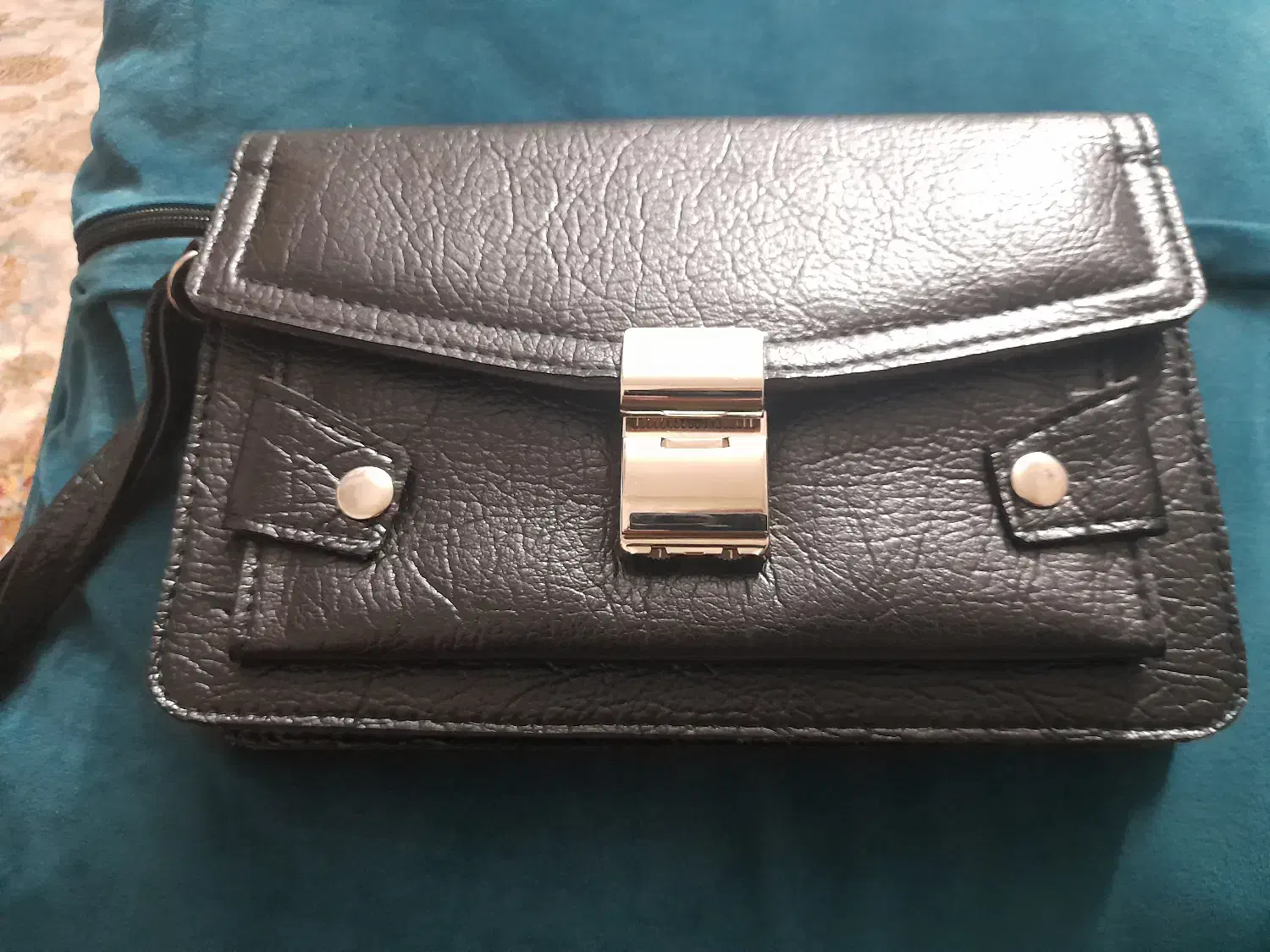 کیف دستی رمزدار|کیف، کفش، کمربند|مشهد, هفت تیر (نه دره)|دیوار