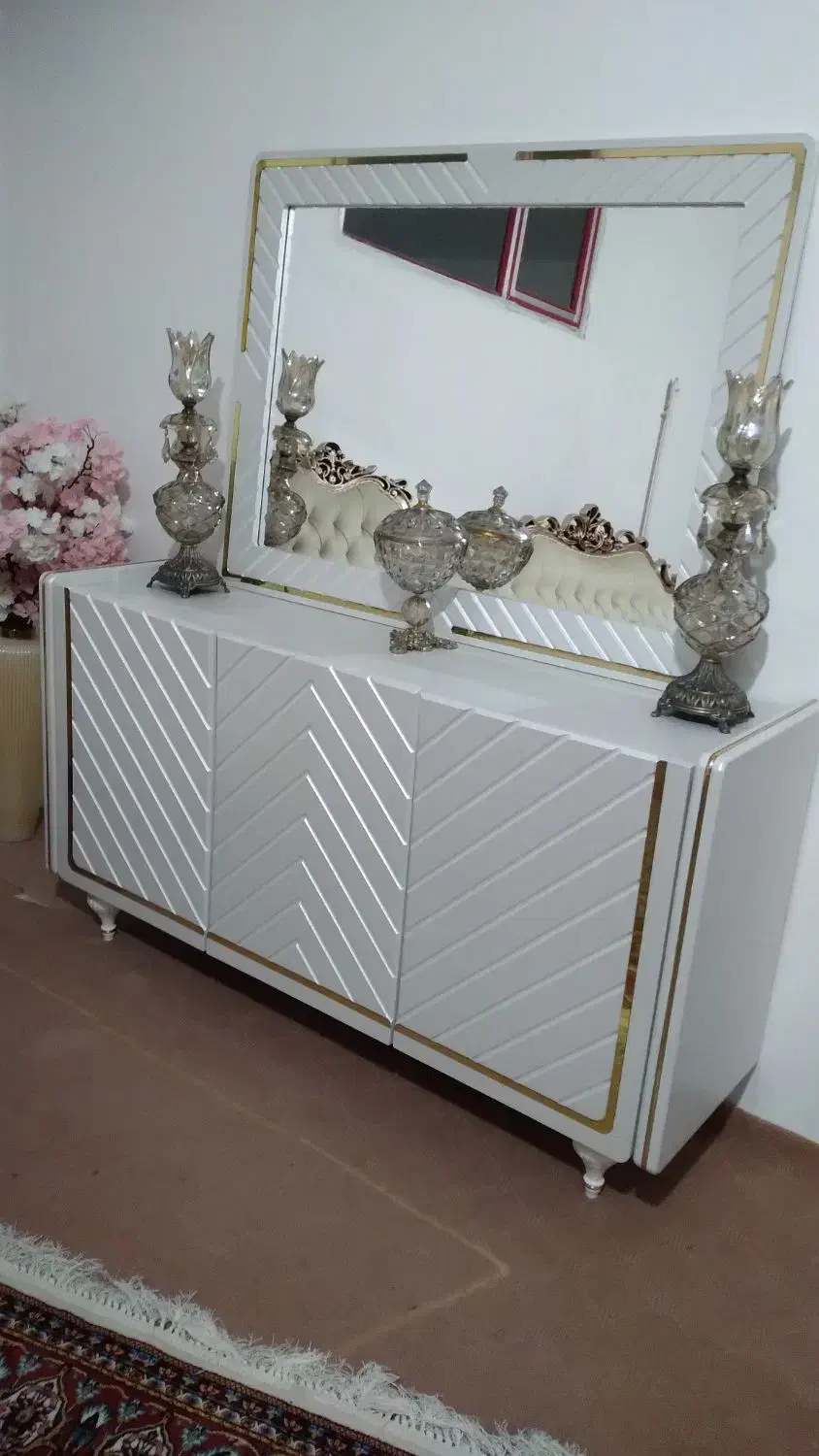 کنسول|بوفه، ویترین، کنسول|خوی, |دیوار