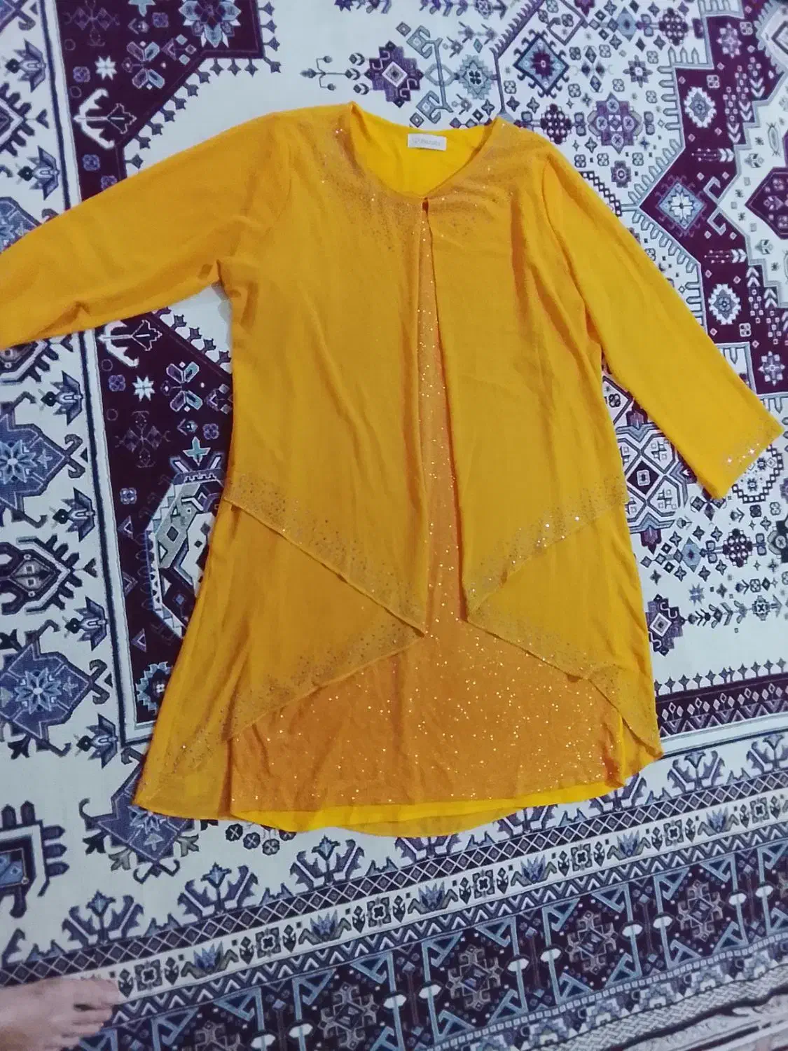 تعدادی لباس نو و در حد نو|لباس|نورآباد, |دیوار