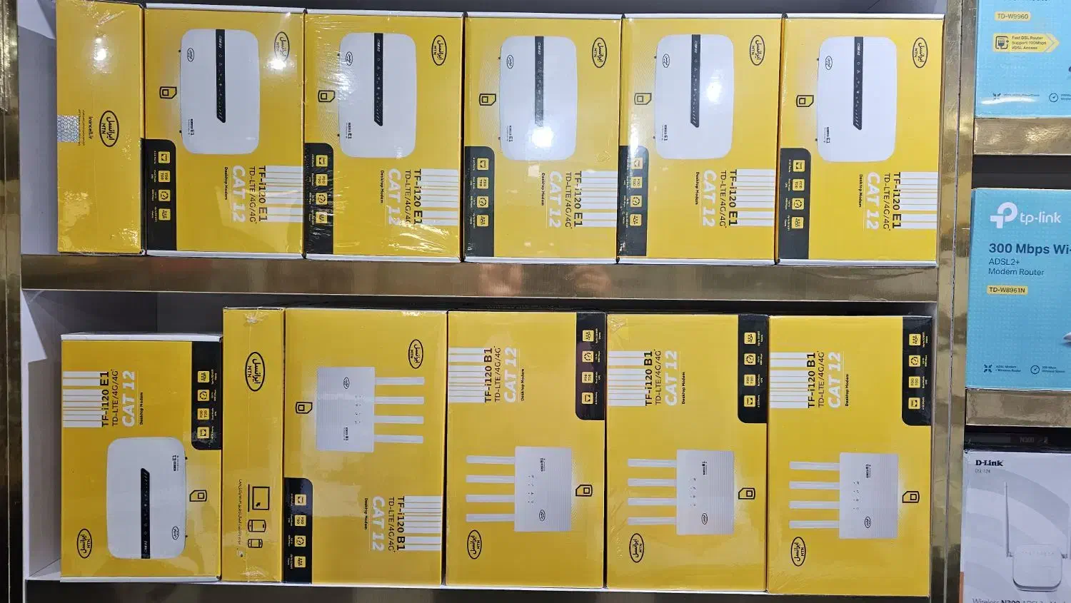 مودم ایرانسلTFi60S1 بابسته 50گیگ|مودم و تجهیزات شبکه|مشهد, ده دی|دیوار