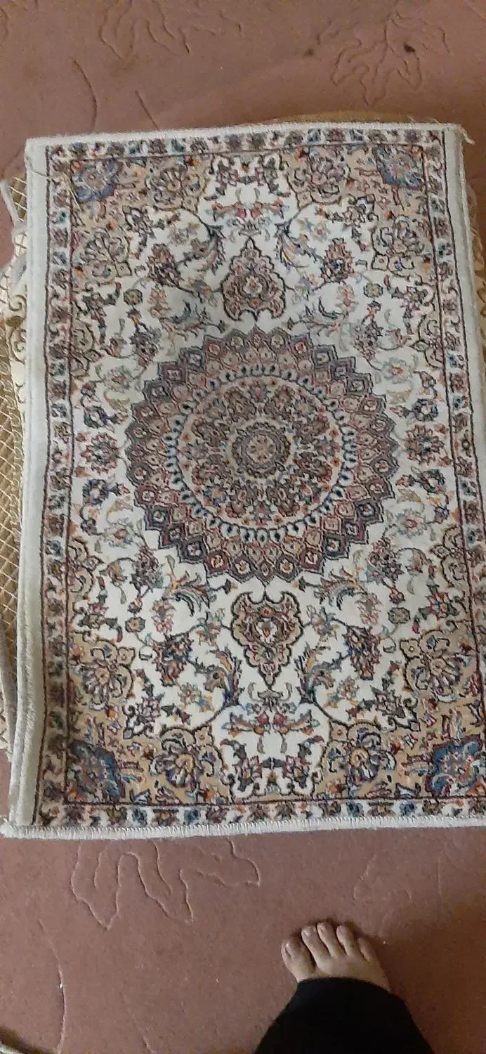 فرش ماشینی ۴متری با یک عددپادری نو|فرش|تهران, تهران‌نو|دیوار