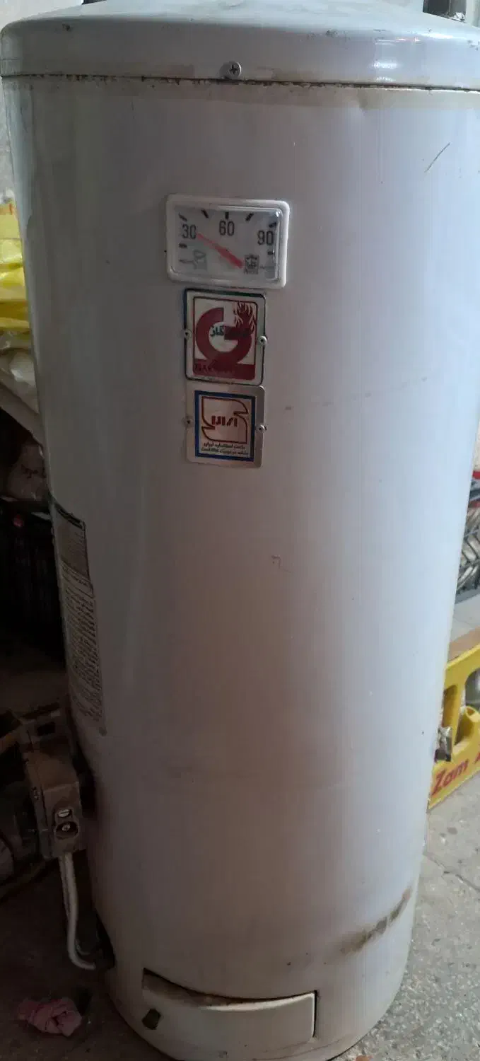 آبگرمکن مخزنی دیواری|آبگرمکن، پکیج، شوفاژ|گناباد, |دیوار