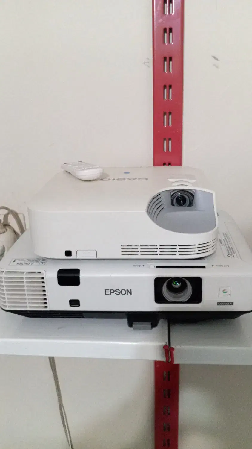 واردکننده ویدیو پروژکتور لوازم جانبی رایگان|تلویزیون و پروژکتور|کرج, چهارصد دستگاه|دیوار