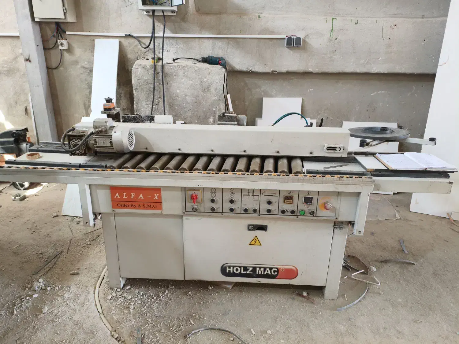 لبه چسبان چهار ایستگاه|ماشین‌آلات صنعتی|جهرم, |دیوار